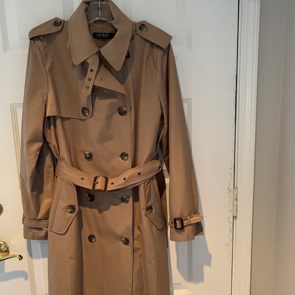 Ralph Lauren trench coat - size L